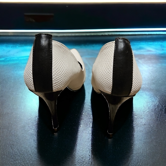 Qupid Black and White Stiletto Heels Size 9 - Picture 3 of 5